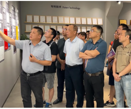 逐浪向海,探索無限可能 | 鶴山出海推介會 逐浪向海,探索無限可能 | 鶴山出海推介會